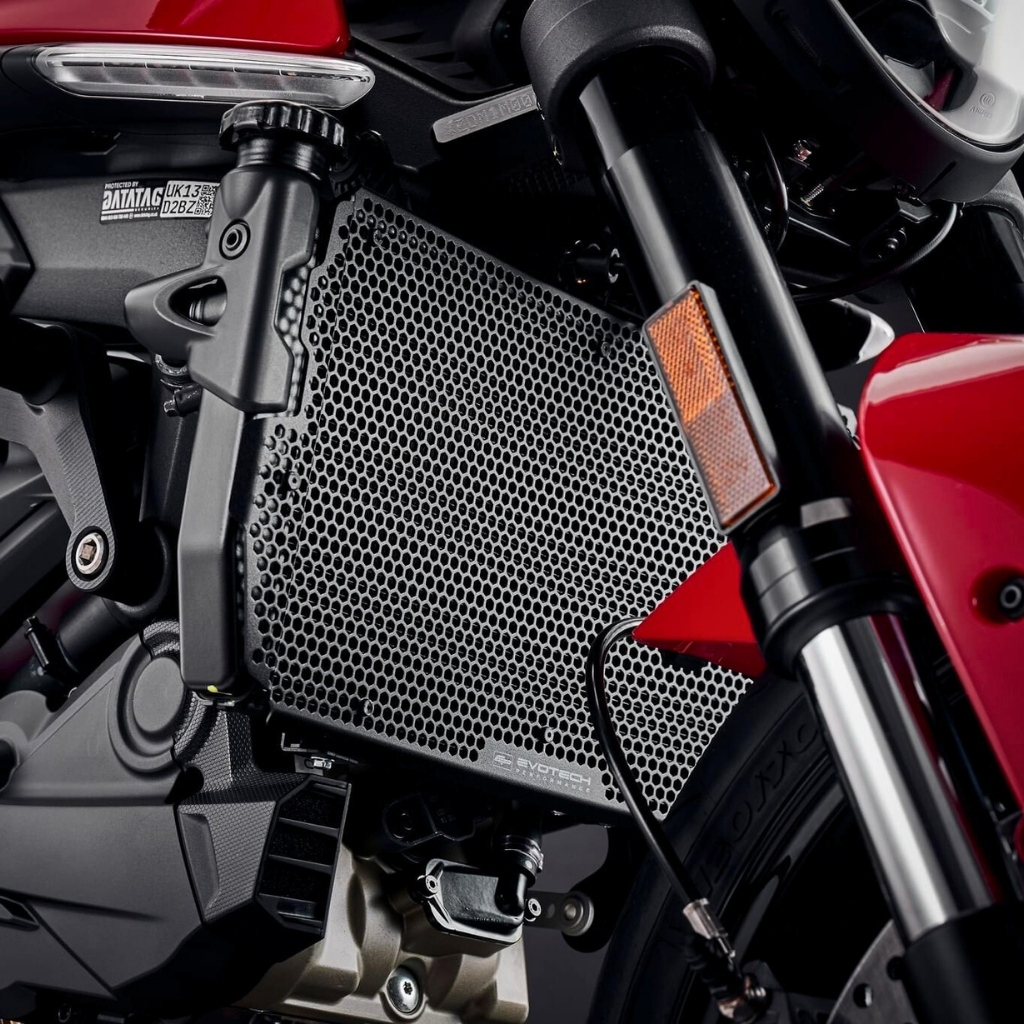 Ducati monster outlet 821 radiator guard