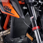 Evotech Aluminium Radiator Guard - 1pc - KTM 1290 Super Duke R 2020-2023